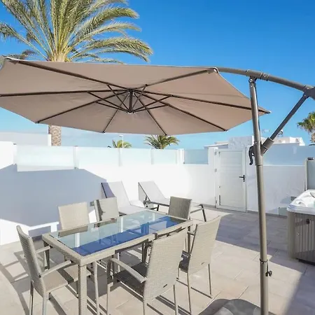 Luxury Solarium, Jacuzzi, A/c And Wi-fi Apartment