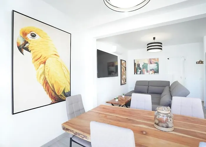 Luxury Solarium, Jacuzzi, A/c And Wi-fi Lejlighed