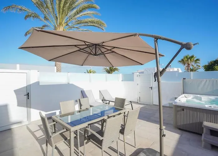 Luxury Solarium, Jacuzzi, A/c And Wi-fi Lejlighed